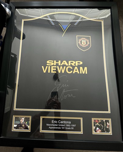 Eric cantona signed - eric,