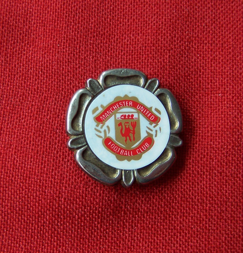 Vintage manchester united - united, pin