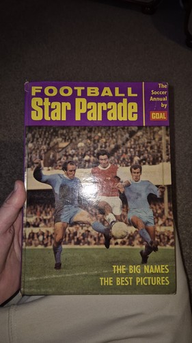 Football star parade annual - football,