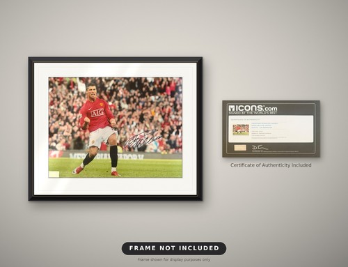 Cristiano ronaldo hand signed - cristiano,